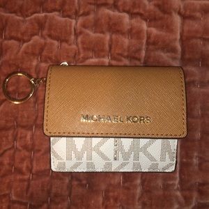 Michael kors wallet